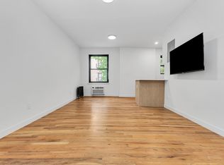 268 W 21st St APT 3E, New York, NY 10011