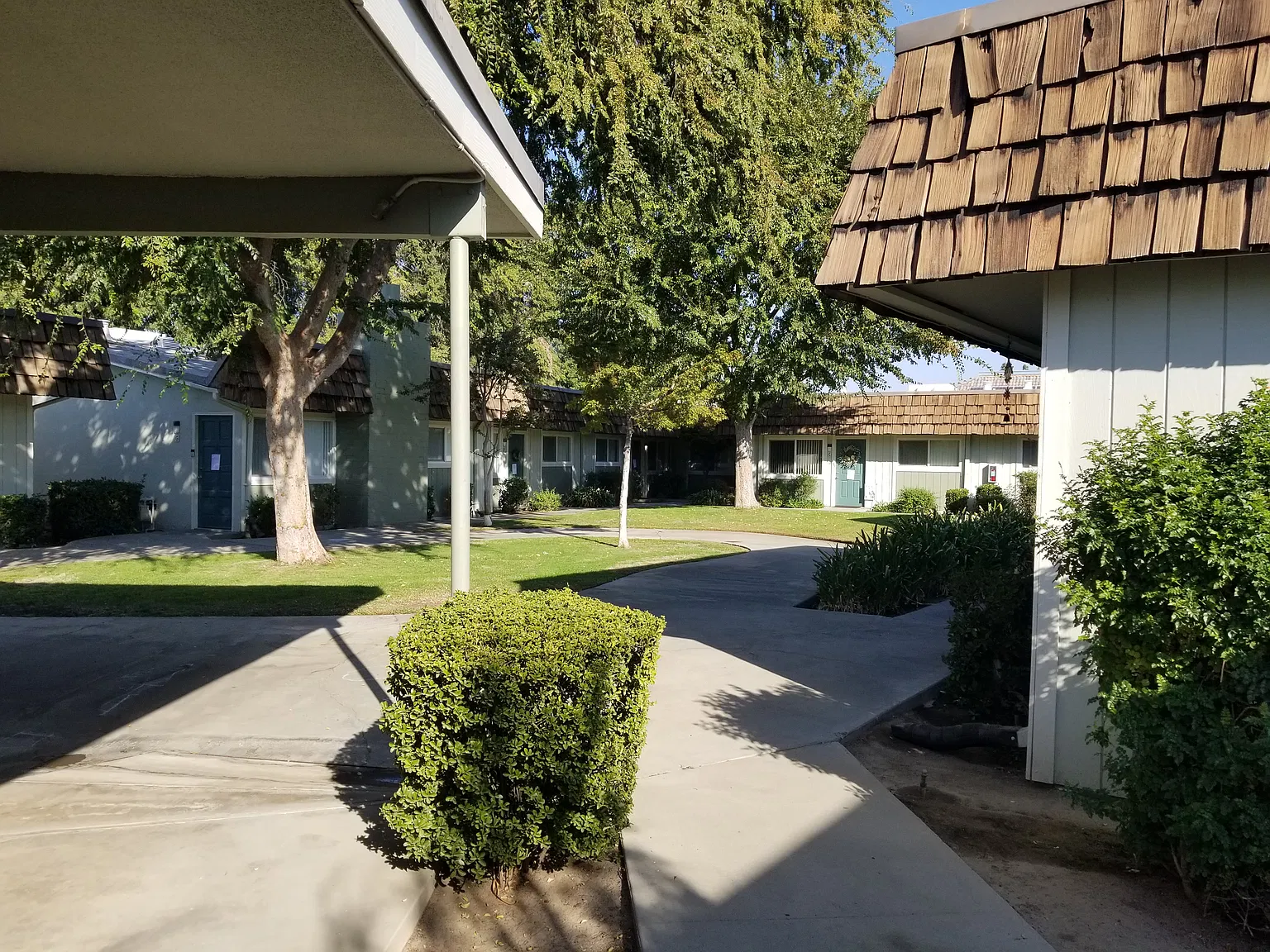 2 bed, 850 sqft, $1,650 — Photo 1