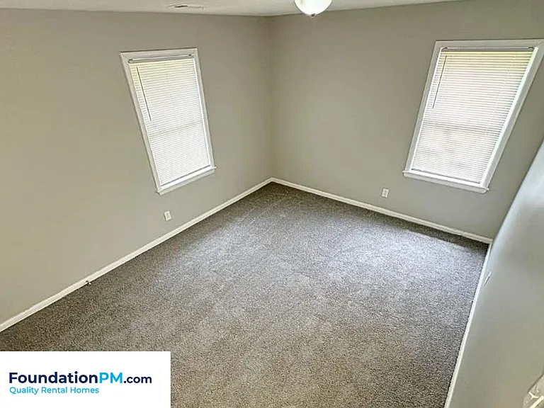 3276 Ashland St — Photo 9