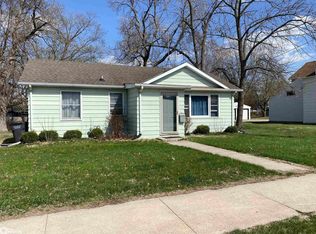 109 S Lake St, Lake Mills, IA 50450