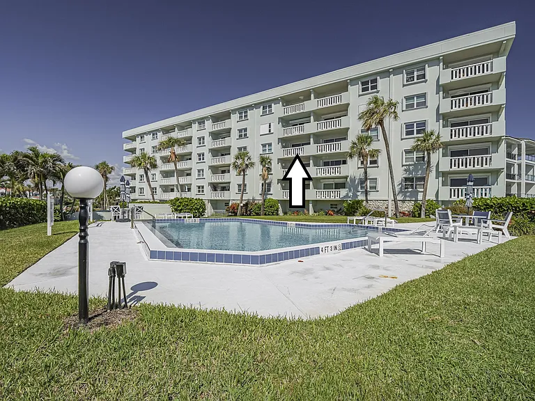 4049 Ocean Dr #305 — Photo 27