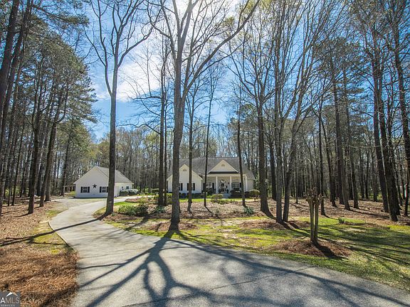 2nd image of 2669 Bay Ridge Dr