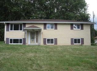 6 Martha Ave, Jeannette, PA 15644