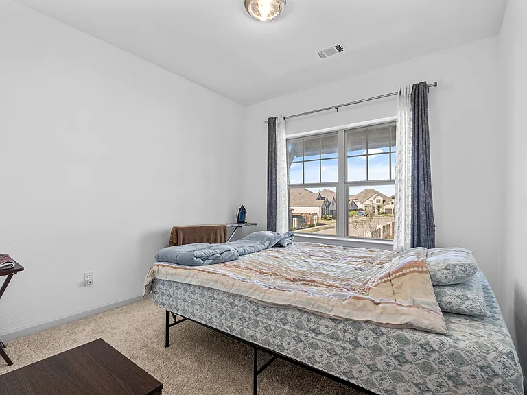4315 Smokey Quartz Ln — Photo 35
