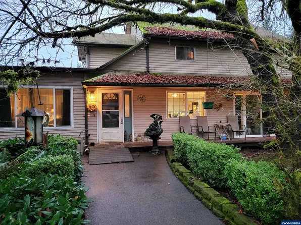 39241 Luckiamute Rd, Philomath, OR 97370