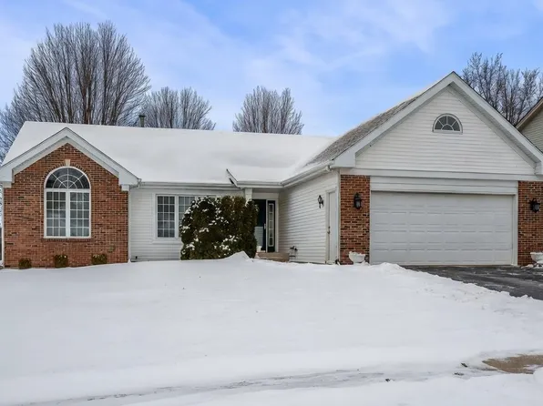 4797 Lindbloom Ln, Cherry Valley, IL 61016