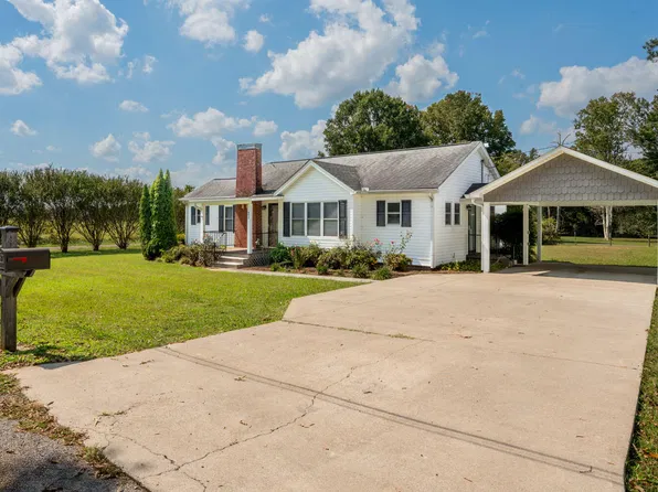21 Dickeyville Rd, Trion, GA 30753