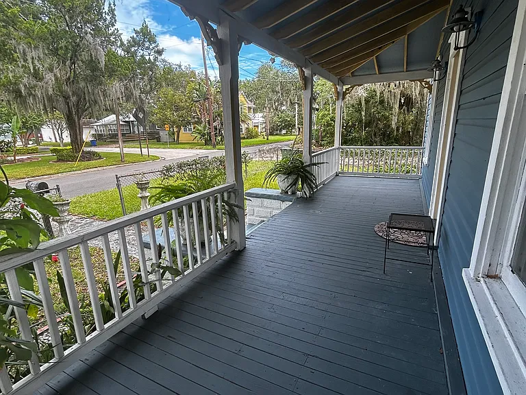 17 Sanchez Ave — Photo 2