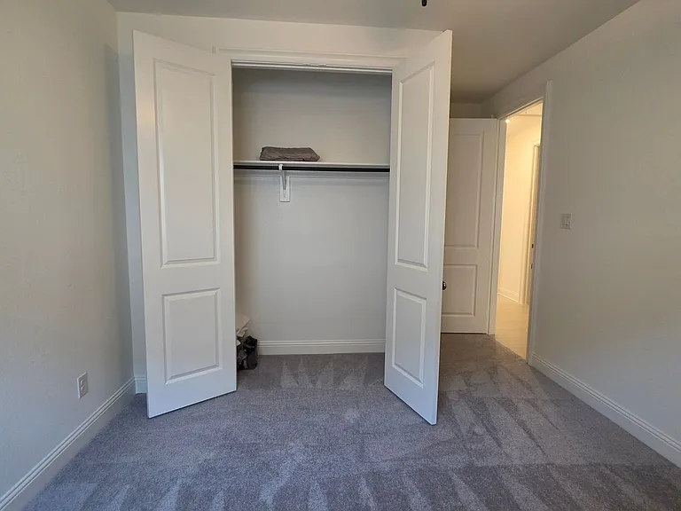 1513 Larson Ln — Photo 31