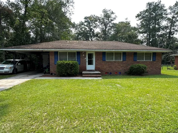 919 Hendry Dr, Valdosta, GA 31601