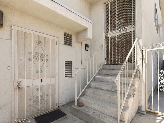 3rd image of 649 Alpine St