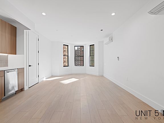 2nd image of 255 Clarkson Ave #1C