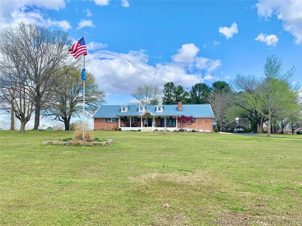 1301 NW Mimosa Dr, Stigler, OK 74462