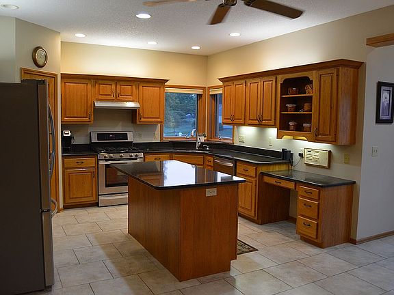 Kitchen with island