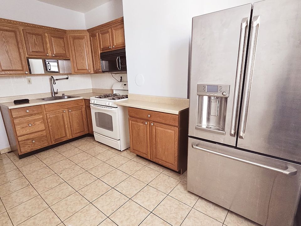 1st image of 243 Liberty Ave #1A