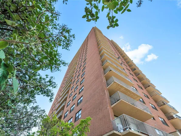 4466 W Pine Blvd APT 9C, Saint Louis, MO 63108