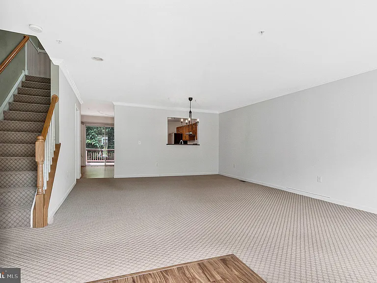 616 Bellerive Ct #85 — Photo 10