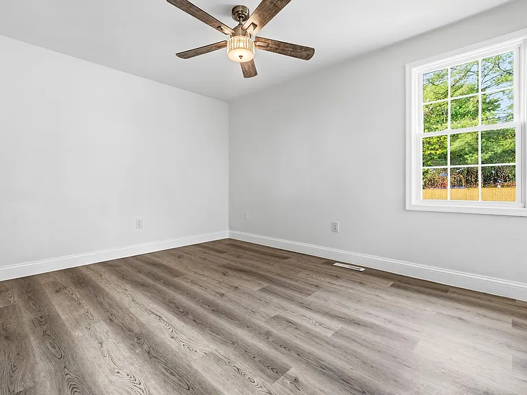 6301 Linus Dr — Photo 17