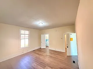 614 W Solomon St Apartments - B — Photo 2