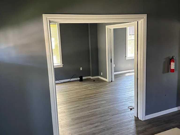228 E Main St #1 — Photo 7