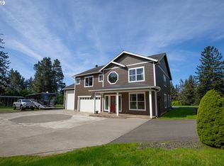 94846 Brunswick Ln, North Bend, OR 97459
