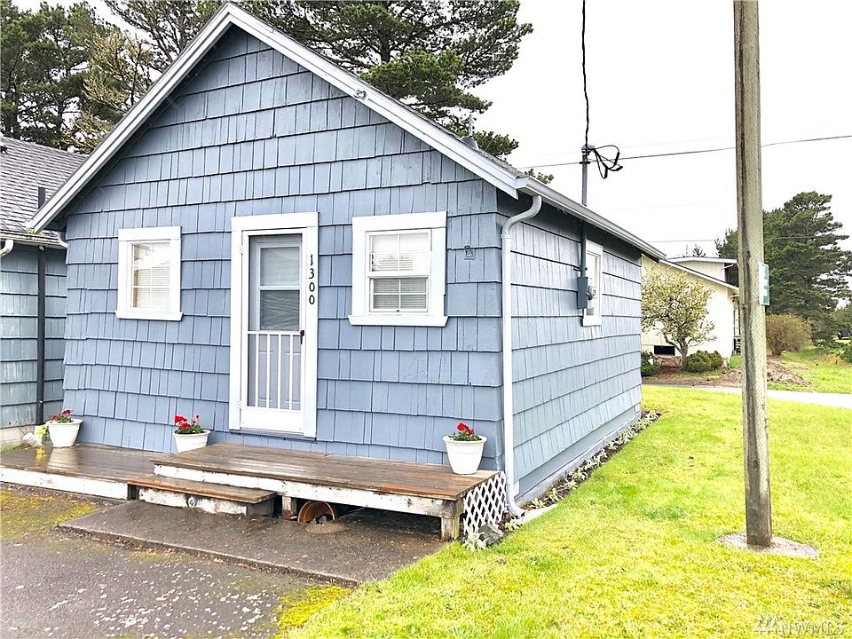 1st image of 1300 Ocean Beach Blvd S #6