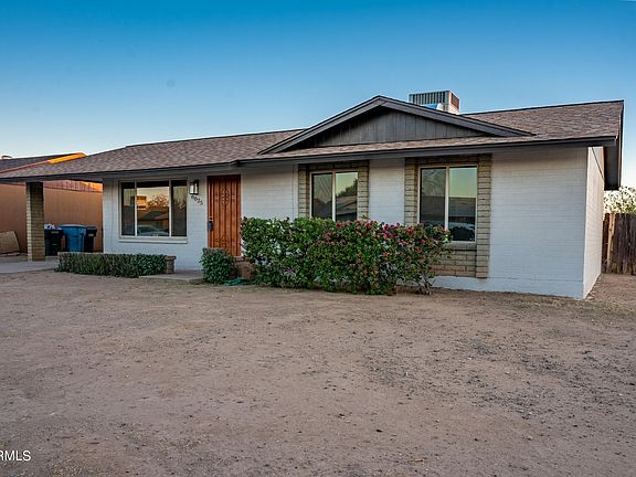 3rd image of 8825 W Catalina Dr Drive
