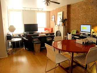 Rented by Vespa Properties Group