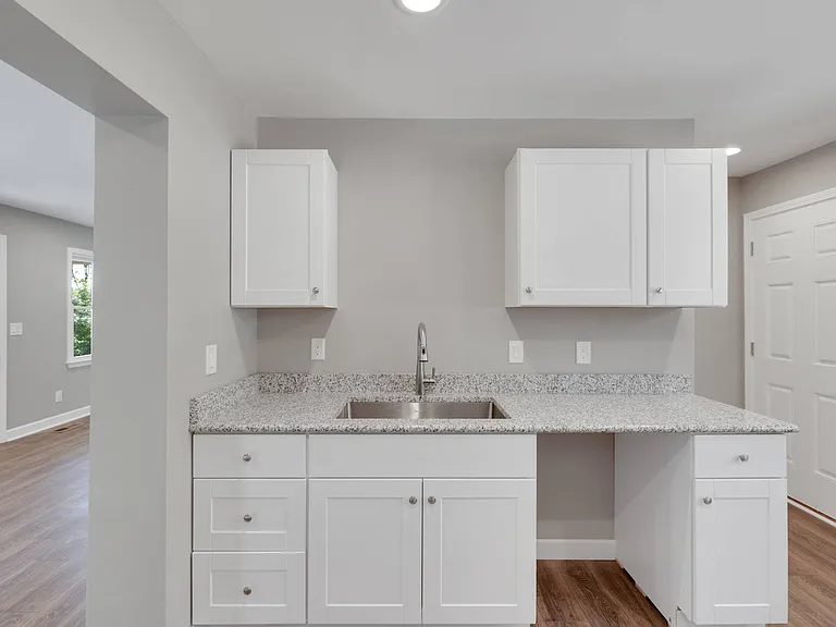 7108 Hicks Ct — Photo 13