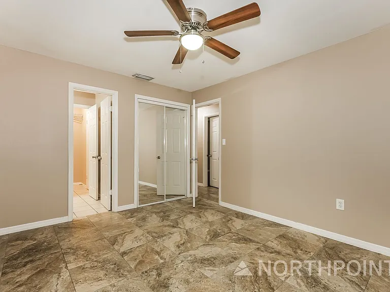 631 Carey Pl — Photo 9