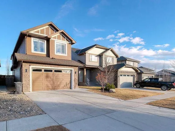 1708 Monteith Dr SE, High River, AB T1V 0H5
