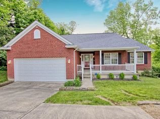 3321 Ferncroft Dr, Cincinnati, OH 45211