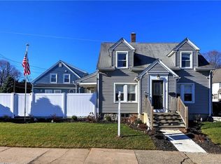 12 Walnut St, Naugatuck, CT 06770