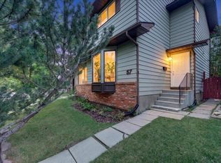 57 N Beacham Way NW, Calgary, AB T3K1R7