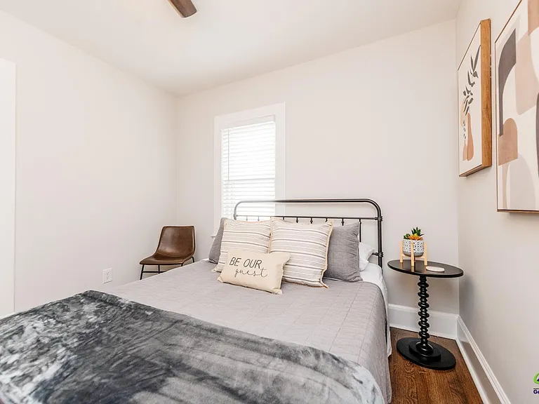 1304 Georgia Ave — Photo 9