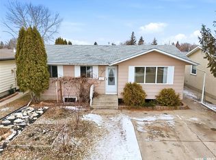 554 Fisher CRESCENT, Saskatoon, SK S7L 5E5