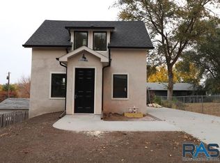 524 W Bailey St, Sioux Falls, SD 57104
