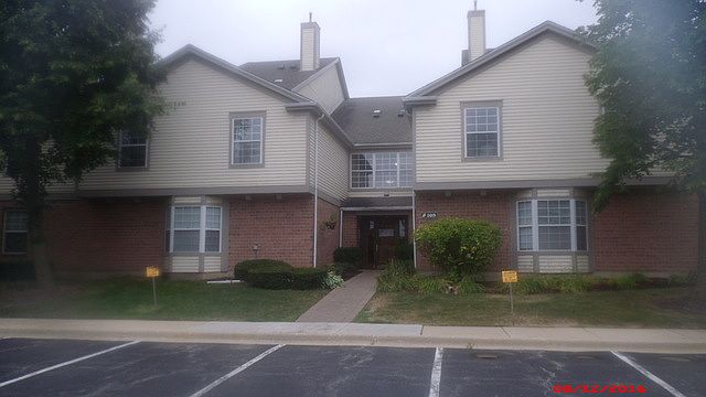 1st image of 109 White Oak Ct APT 3