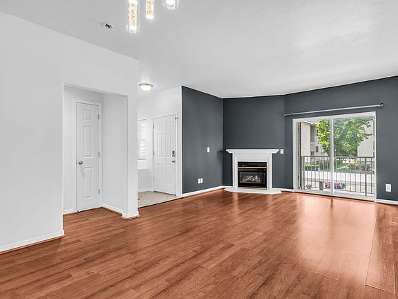 5th image of 3811 S Canyon River Way Unit 2