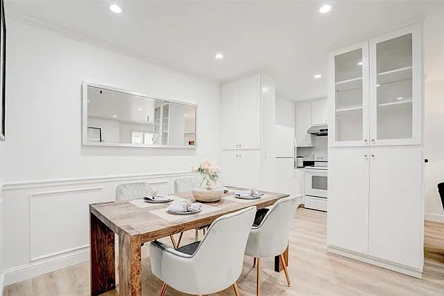 735 El Camino Real #203