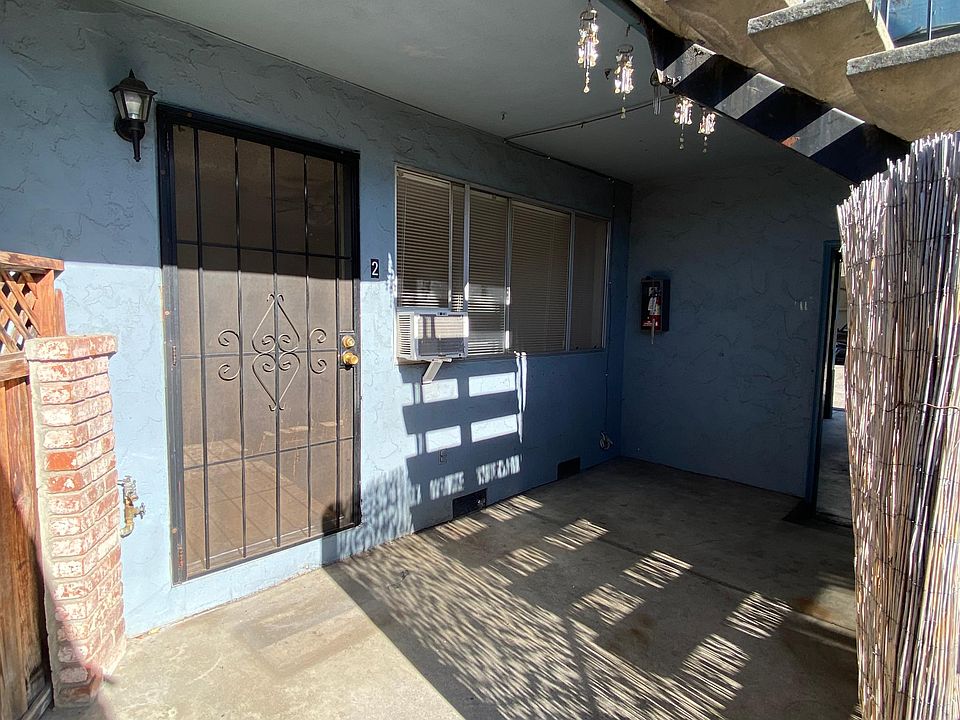 1st image of 4362 Moorpark Ave #2