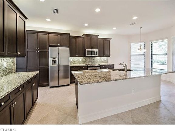 4th image of 13826 Callisto Ave