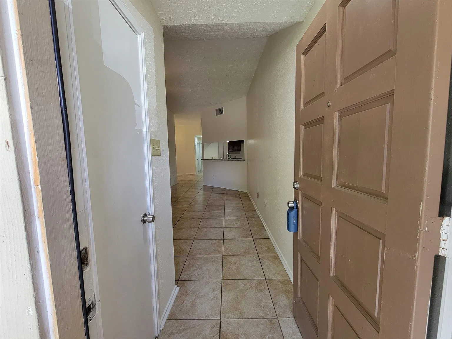 3 bed, 1749 sqft, $1,750 — Photo 3