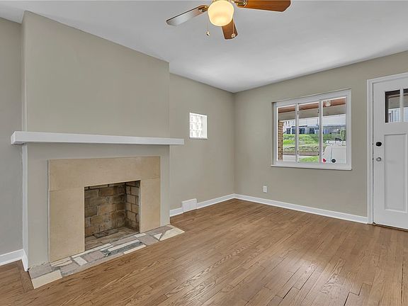 4th image of 82 Mount Vernon Ave