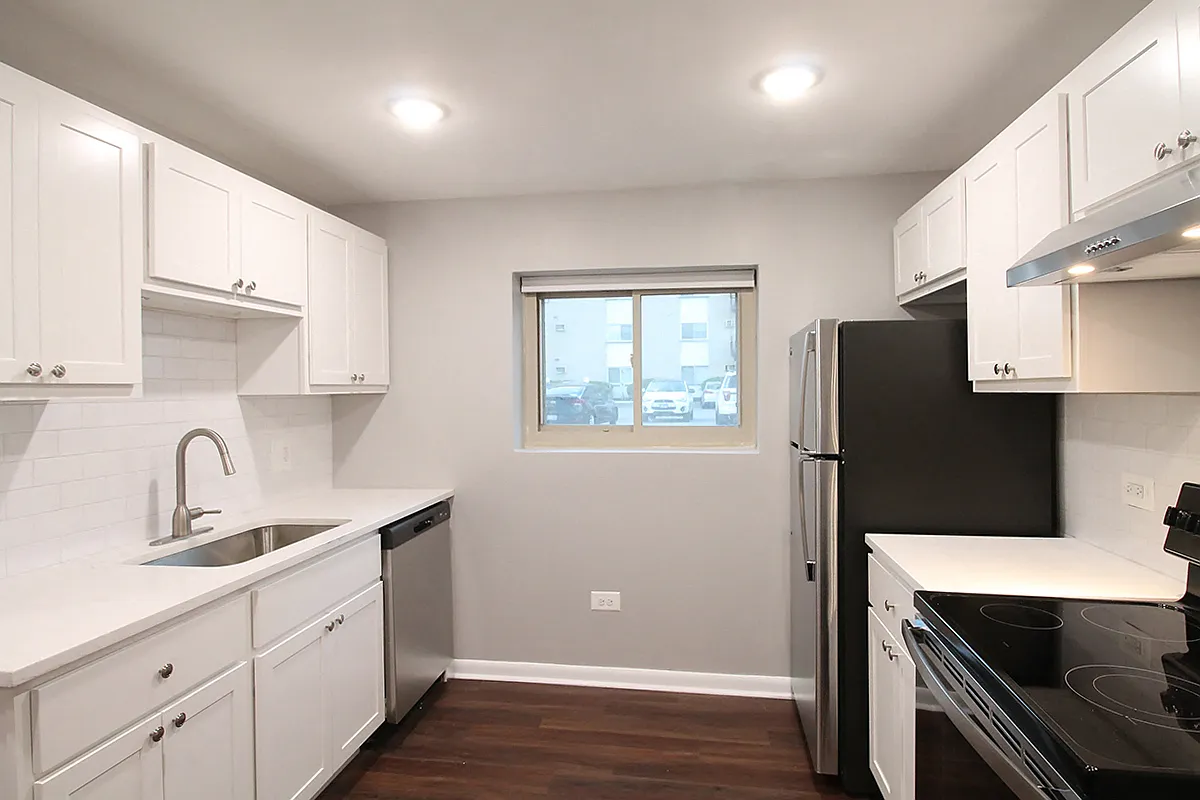 241 Des Plaines Ave. — Photo 1