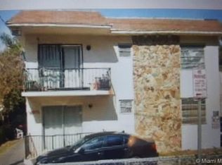 667 SW 3rd St APT 3, Miami, FL 33130