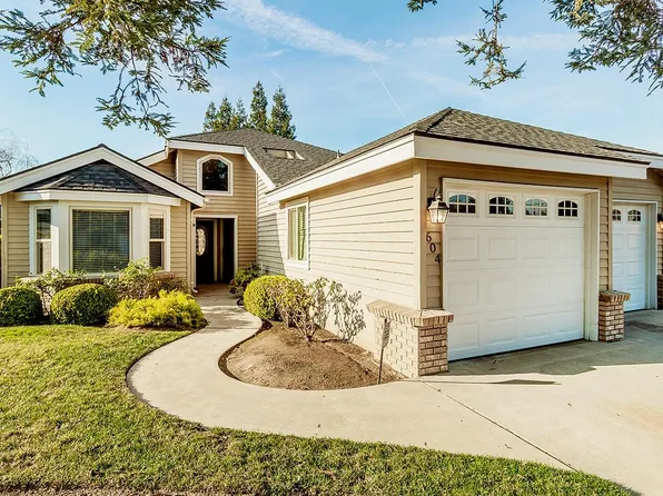 604 E Pintail Cir, Fresno, CA 93730