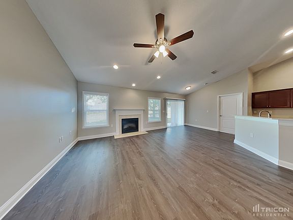 2nd image of 3871 Falcon Crest Dr