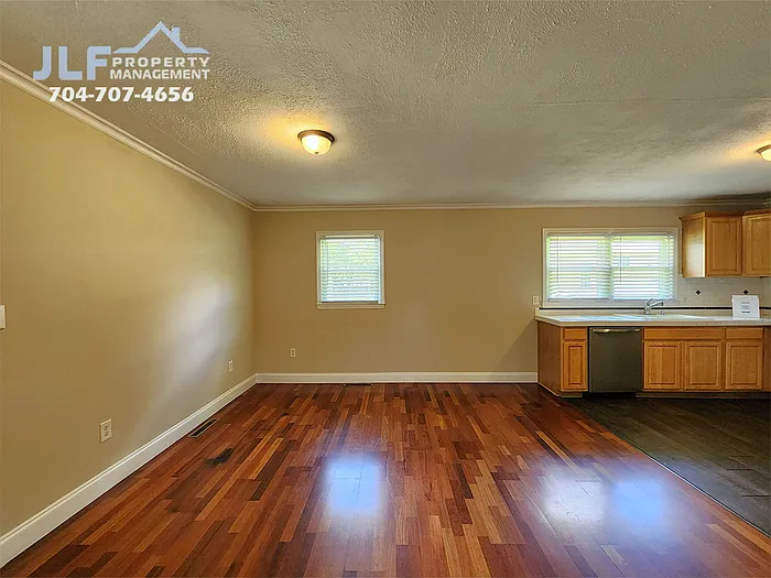 1052 Rembrandt Dr SW #1052 — Photo 5