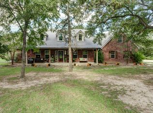 8761 Grassbur Rd, Bryan, TX 77808